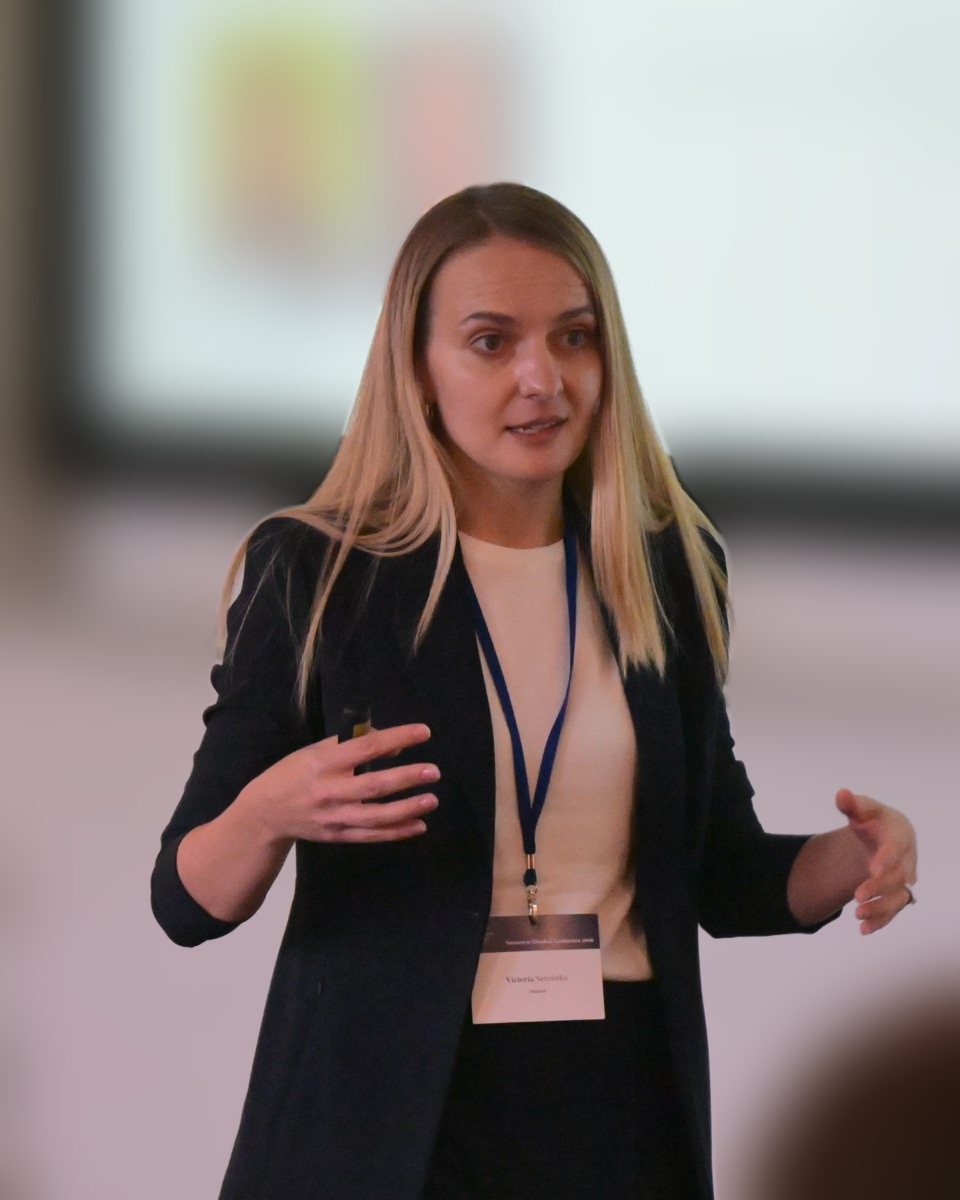 Victoria Sevcenko presenting at the Ghoshal Conference